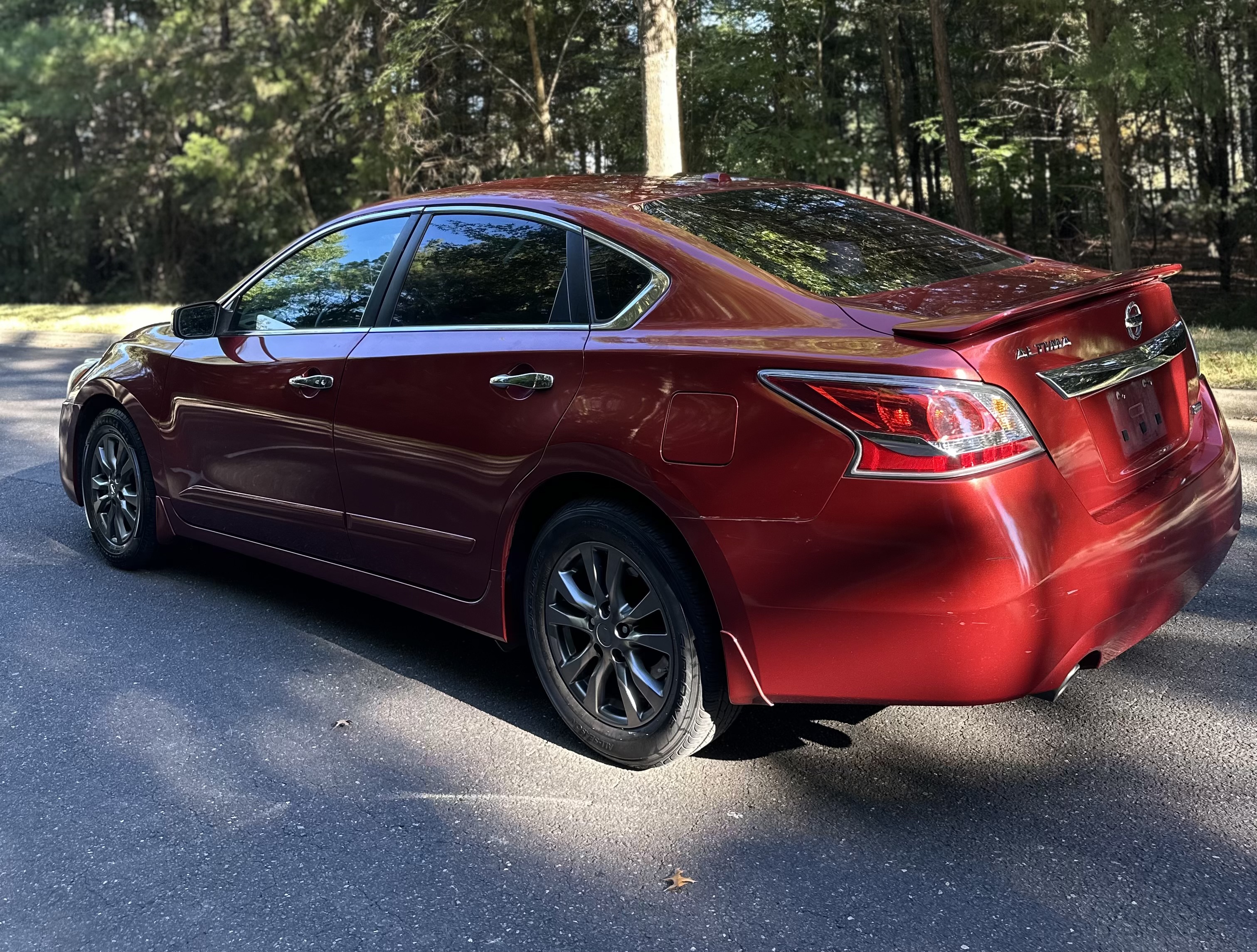 Used 2015 Nissan Altima SV FWD image 7