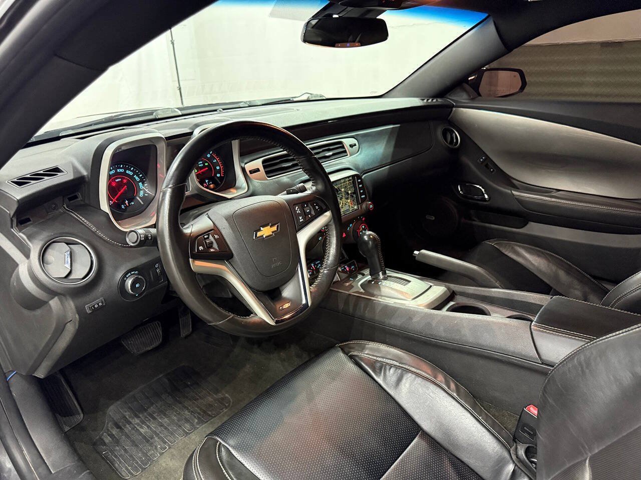 Used 2014 Chevrolet Camaro SS w/ RS Package RWD image 6