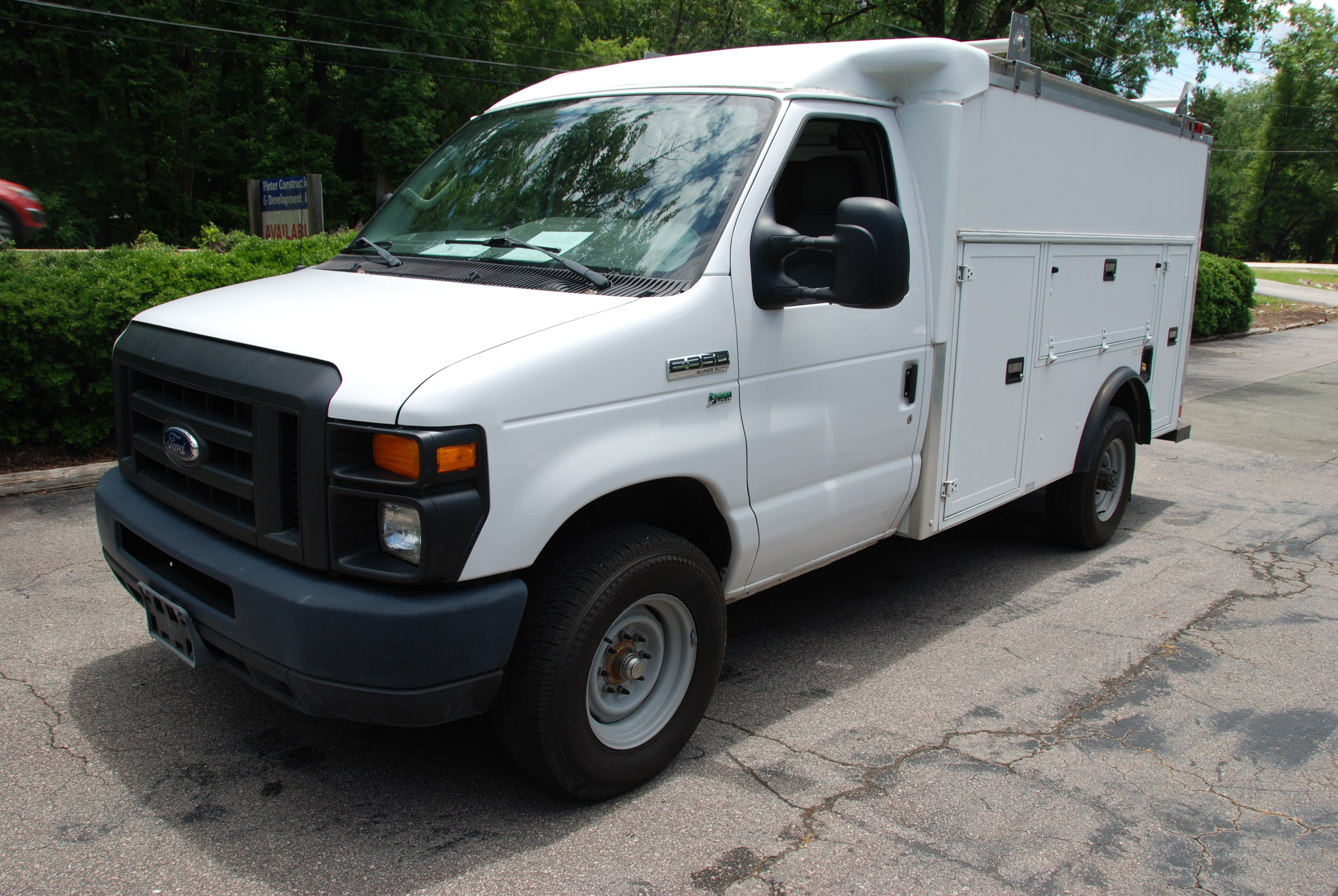 Used 2015 Ford E-350 and Econoline 350 Super Duty RWD image 1