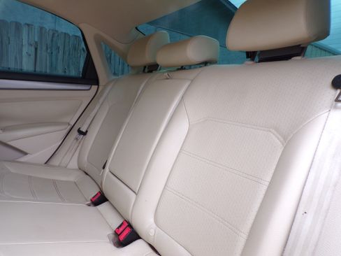 Used 2014 Volkswagen Passat 2.5 SE image 7