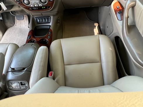 Used 2007 Toyota Sequoia Limited image 27