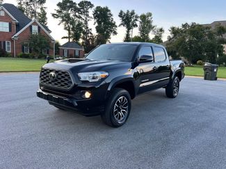 Used 2022 Toyota Tacoma TRD Sport image 1