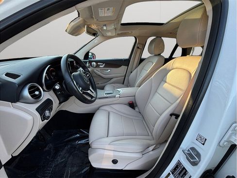 Used 2020 Mercedes-Benz GLC 300 image 2