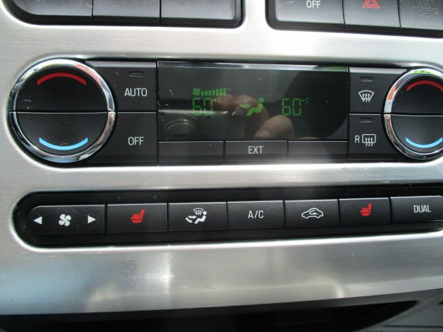 Used 2010 Ford Edge AWD Limited image 38