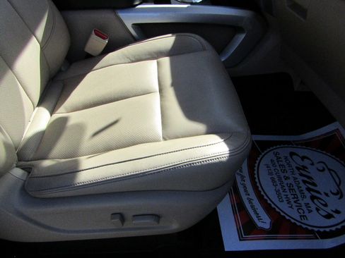 Used 2017 Nissan Titan XD 4x4 Crew Cab image 13