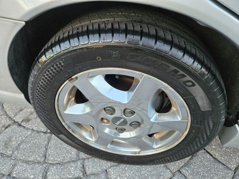 Used 2005 Saturn L-Series L300 image 37