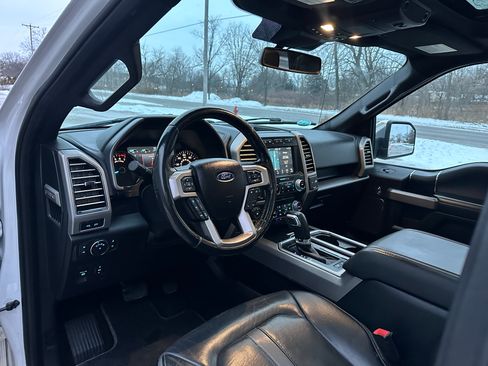 Used 2018 Ford F150 4x4 SuperCrew image 9