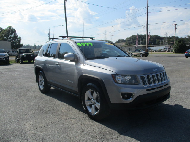 Used 2015 Jeep Compass 4WD Latitude image 4
