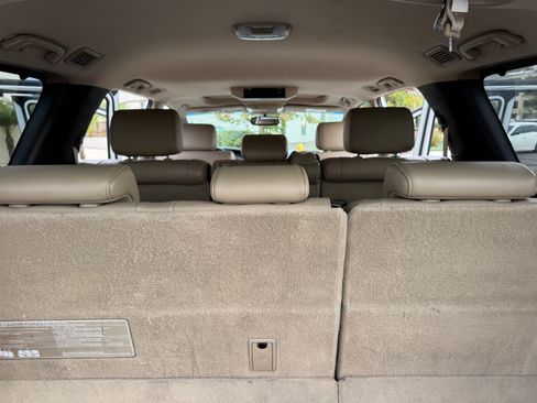 Used 2011 Toyota Sequoia Limited image 22
