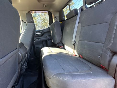 Used 2019 Chevrolet Silverado 1500 LT image 8