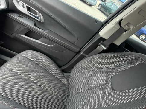 Used 2017 Chevrolet Equinox FWD LS image 11