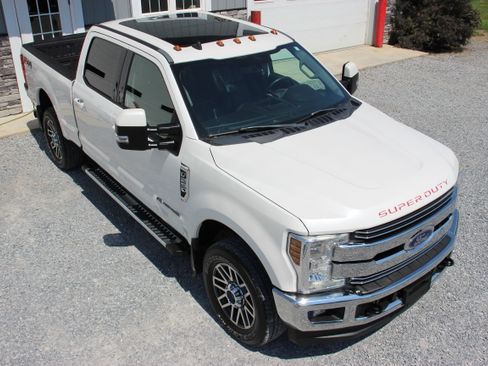 Used 2019 Ford F250 4x4 Crew Cab Super Duty image 10