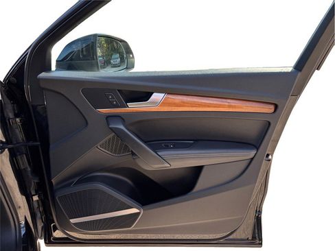 Used 2023 Audi Q5 2.0T Premium Plus image 49