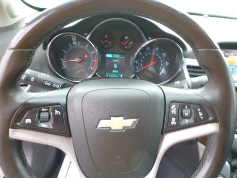Used 2014 Chevrolet Cruze LTZ image 24