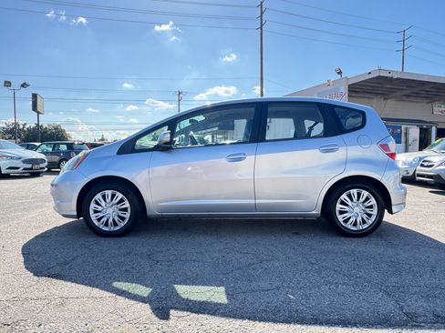 Used 2013 Honda Fit image 3