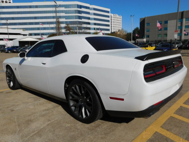 Used 2021 Dodge Challenger R/T Scat Pack RWD image 5
