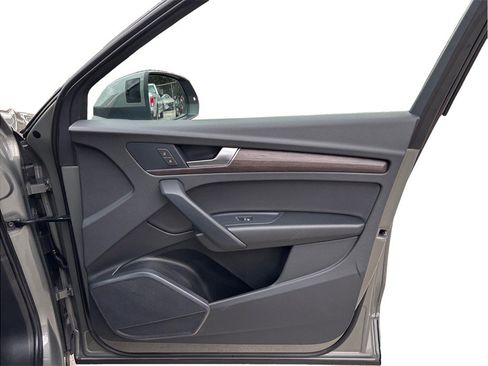 Used 2023 Audi Q5 2.0T Premium image 46