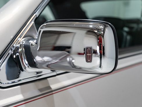 Used 1990 Lincoln Mark VII Blass image 35