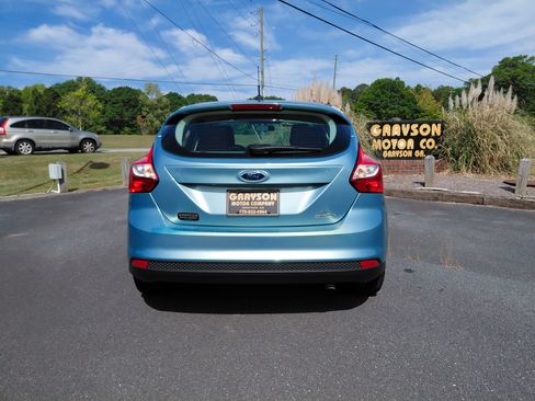 Used 2012 Ford Focus SE image 6