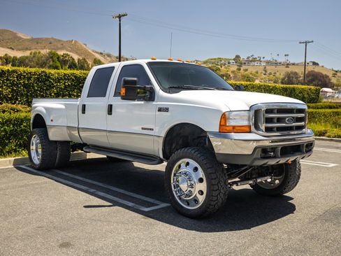 Used 1999 Ford F350 AWD/4WD image 3