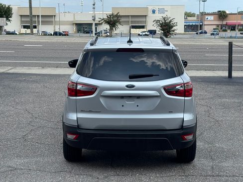 Used 2021 Ford EcoSport FWD SE image 3