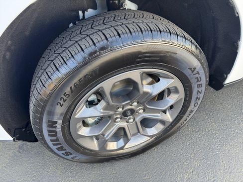 Used 2024 Ford Maverick XLT image 22