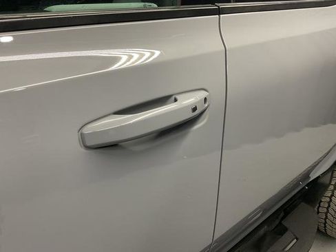 Used 2024 GMC Hummer EV 2X image 7