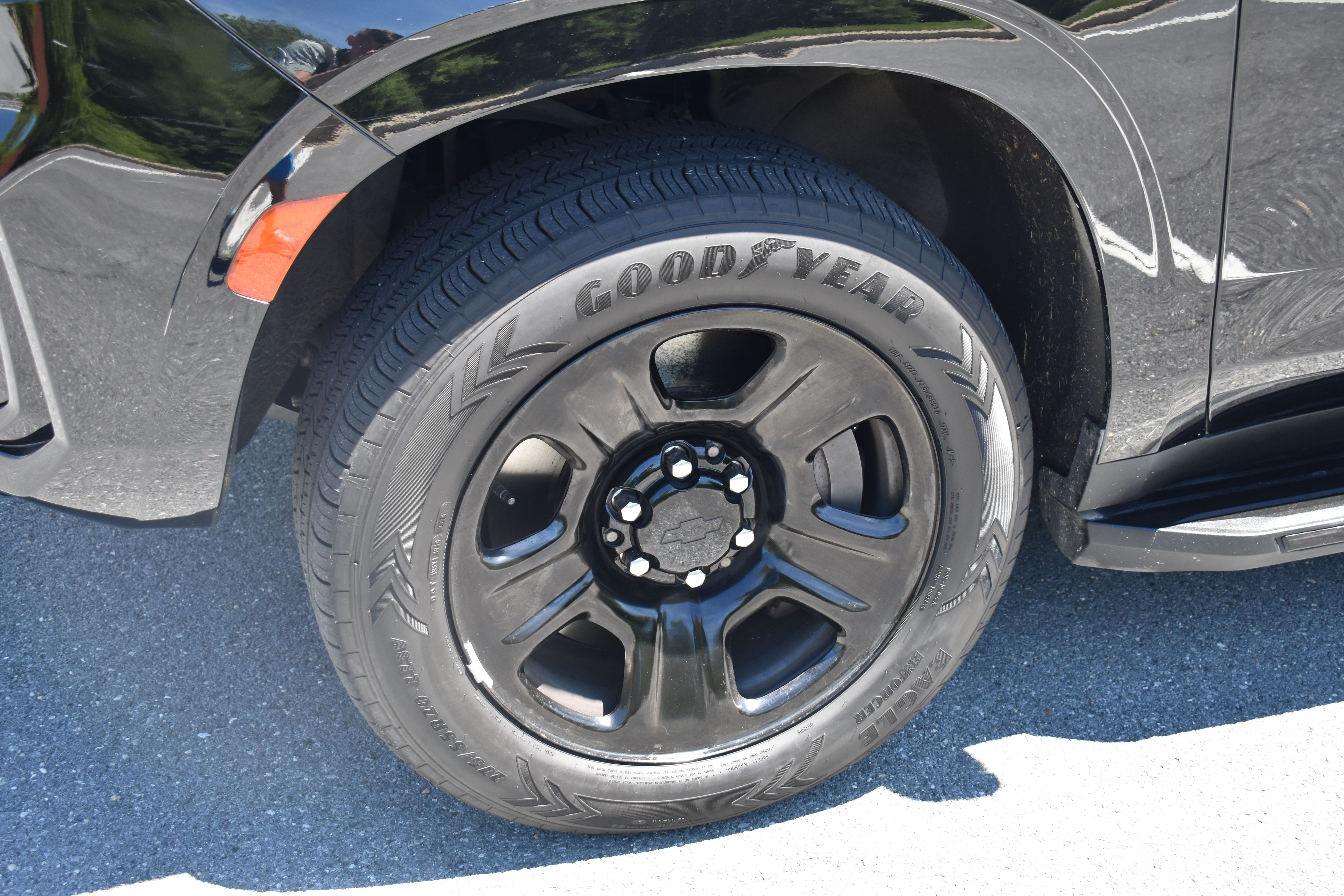 Used 2023 Chevrolet Tahoe 4WD image 34