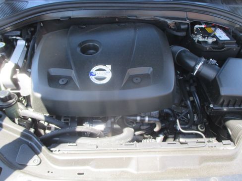 Used 2015 Volvo XC60 FWD T5 Premier image 16