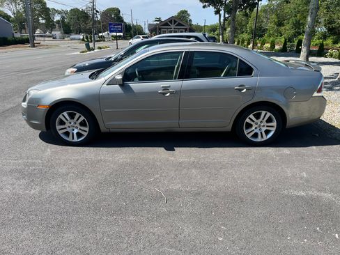 Used 2009 Ford Fusion SEL V6 FWD image 4