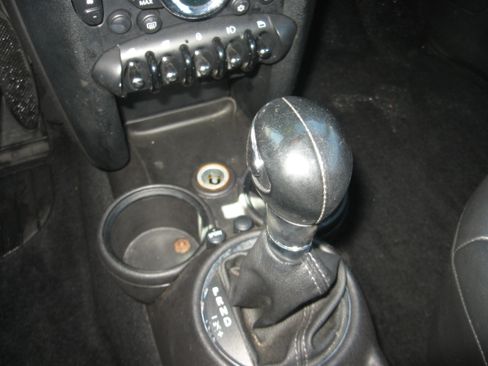 Used 2011 MINI Cooper Convertible FWD image 12
