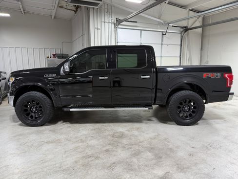 Used 2017 Ford F150 4x4 SuperCrew Lariat w/ FX4 image 9