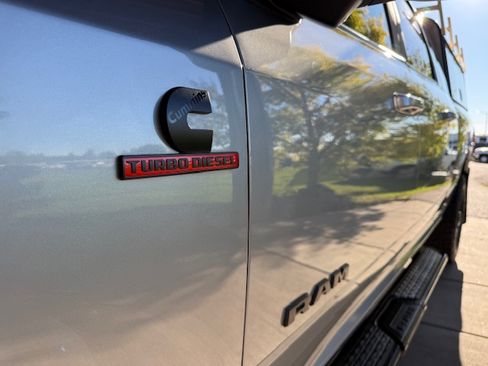 Used 2024 RAM 2500 Laramie image 10