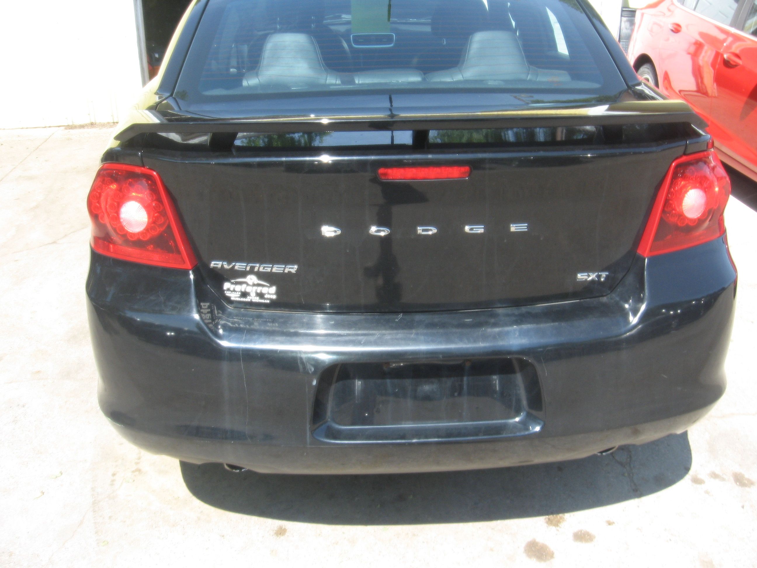 Used 2012 Dodge Avenger SXT Plus FWD image 5