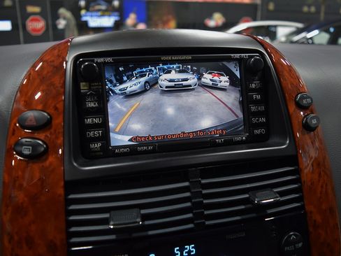 Used 2006 Toyota Sienna XLE Limited image 30