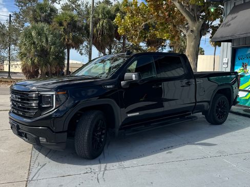 Used 2024 GMC Sierra 1500 Elevation image 3