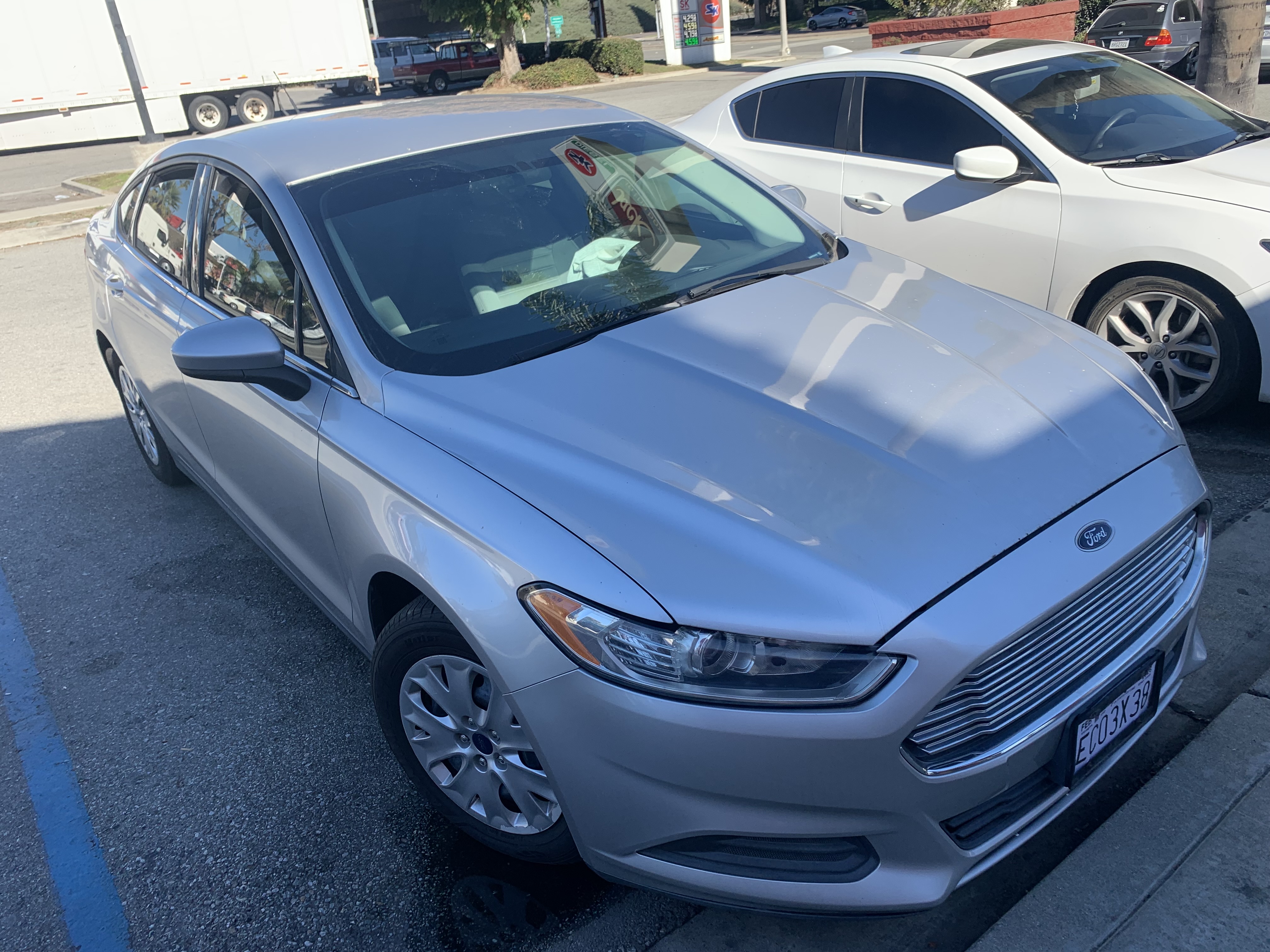 Used 2013 Ford Fusion S FWD image 3