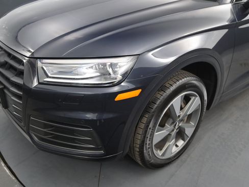 Used 2020 Audi Q5 2.0T Premium image 9