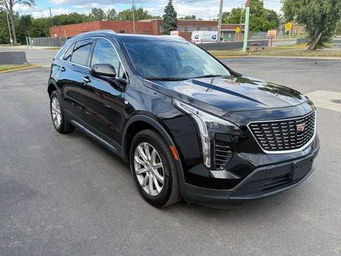 Used 2019 Cadillac XT4 Luxury image 1