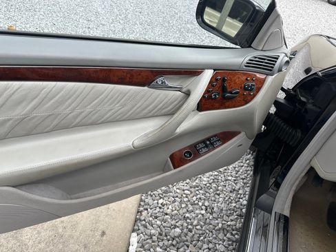 Used 2004 Mercedes-Benz CL 600 image 20