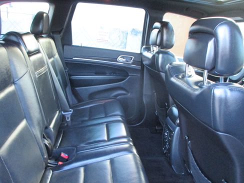 Used 2015 Jeep Grand Cherokee Limited image 16