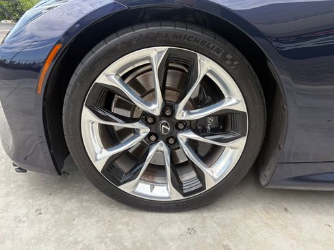 Used 2018 Lexus LC 500 Coupe RWD image 17
