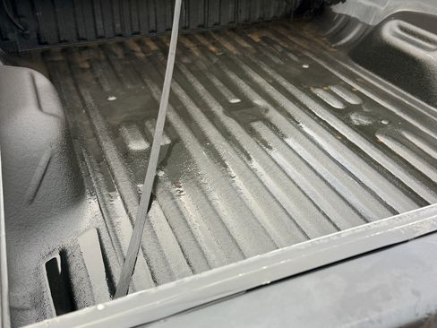 Used 2014 Ford F250 FX4 image 6