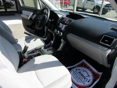 Used 2016 Subaru Forester 2.5i image 18
