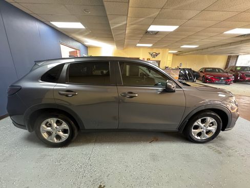 Used 2025 Honda HR-V LX image 4