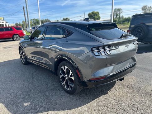 Used 2021 Ford Mustang Mach-E Premium image 8