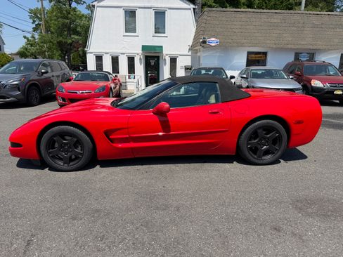 Used 1999 Chevrolet Corvette Convertible RWD image 28