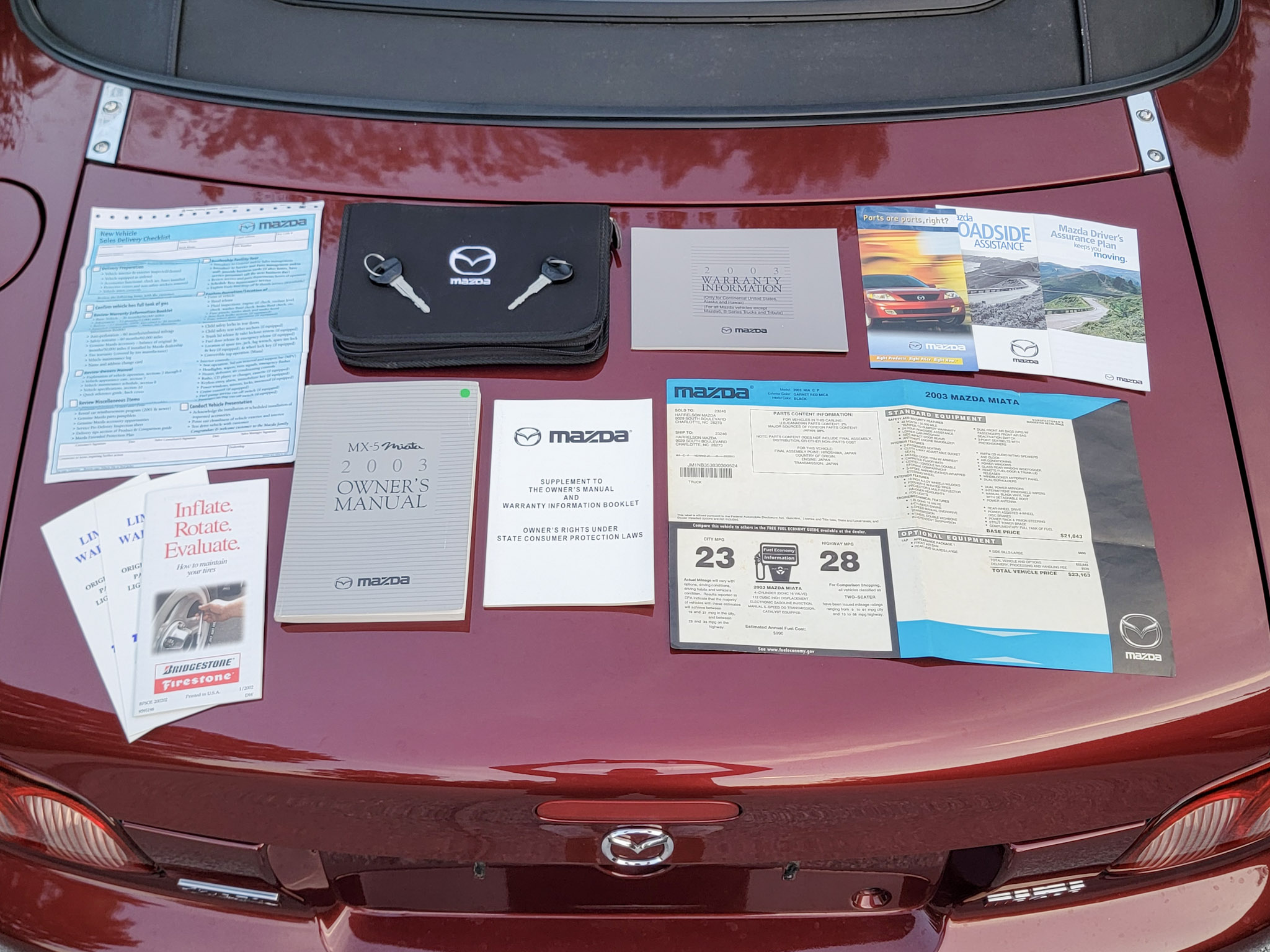 Used 2003 MAZDA MX-5 Miata UNAVAIL RWD image 98