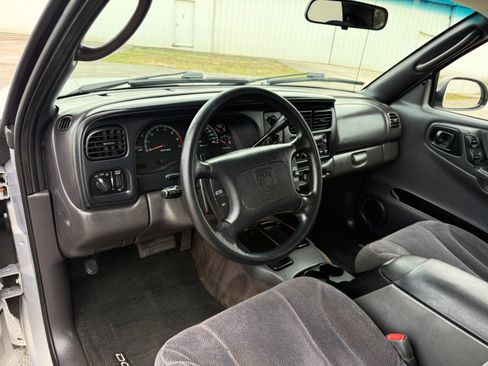 Used 2000 Dodge Dakota Sport RWD image 14