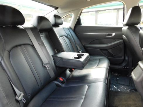 Used 2021 Hyundai Sonata SE image 24